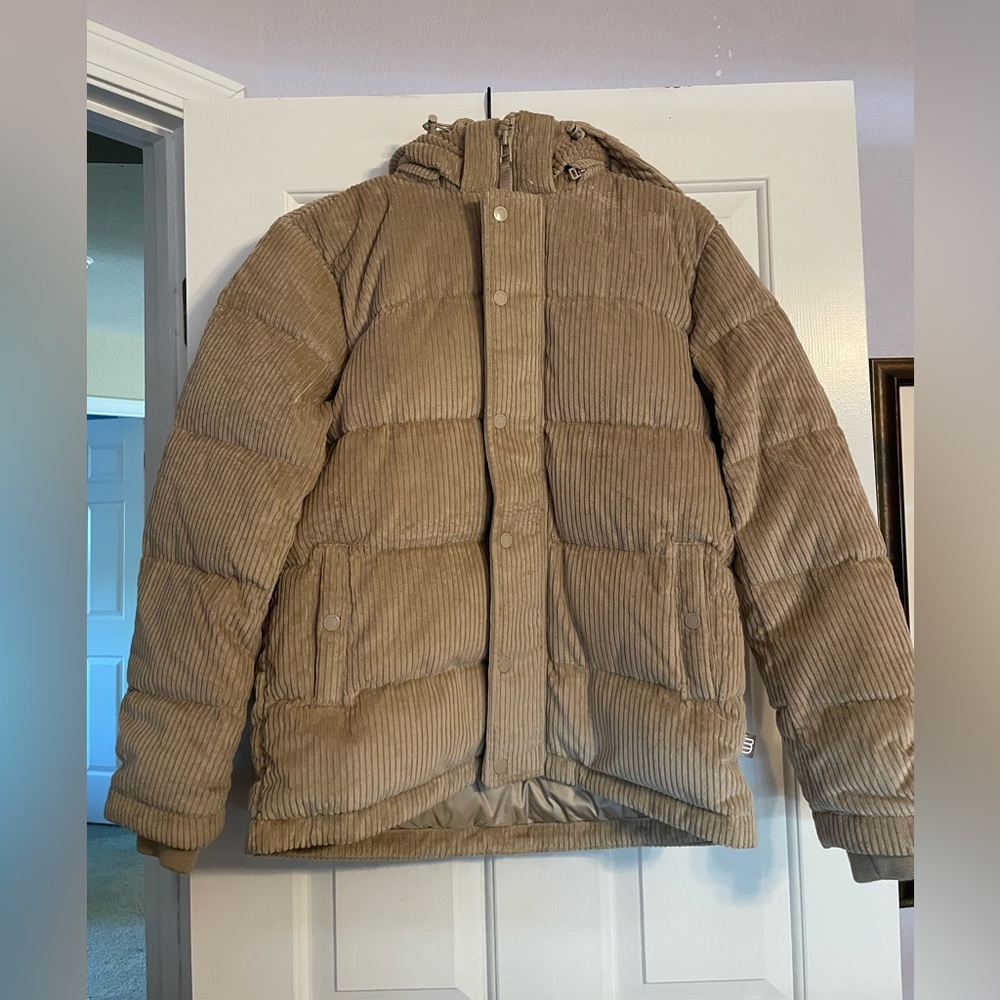 NWT The Super Puff Corduroy in Humus Beige size XS